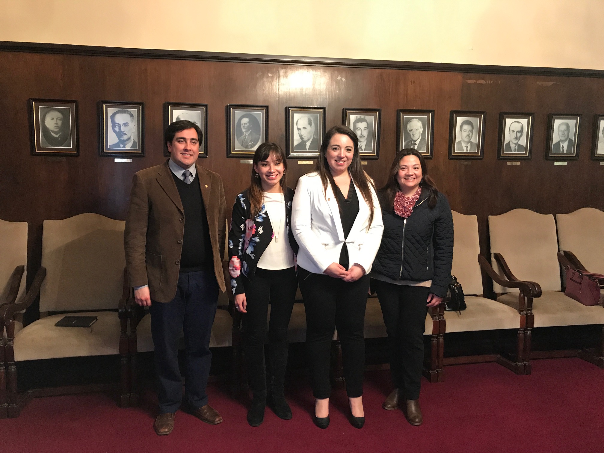 Examen de Título: Química y Farmacia Srta. MIREYA TRONCOSO CASANOVA.