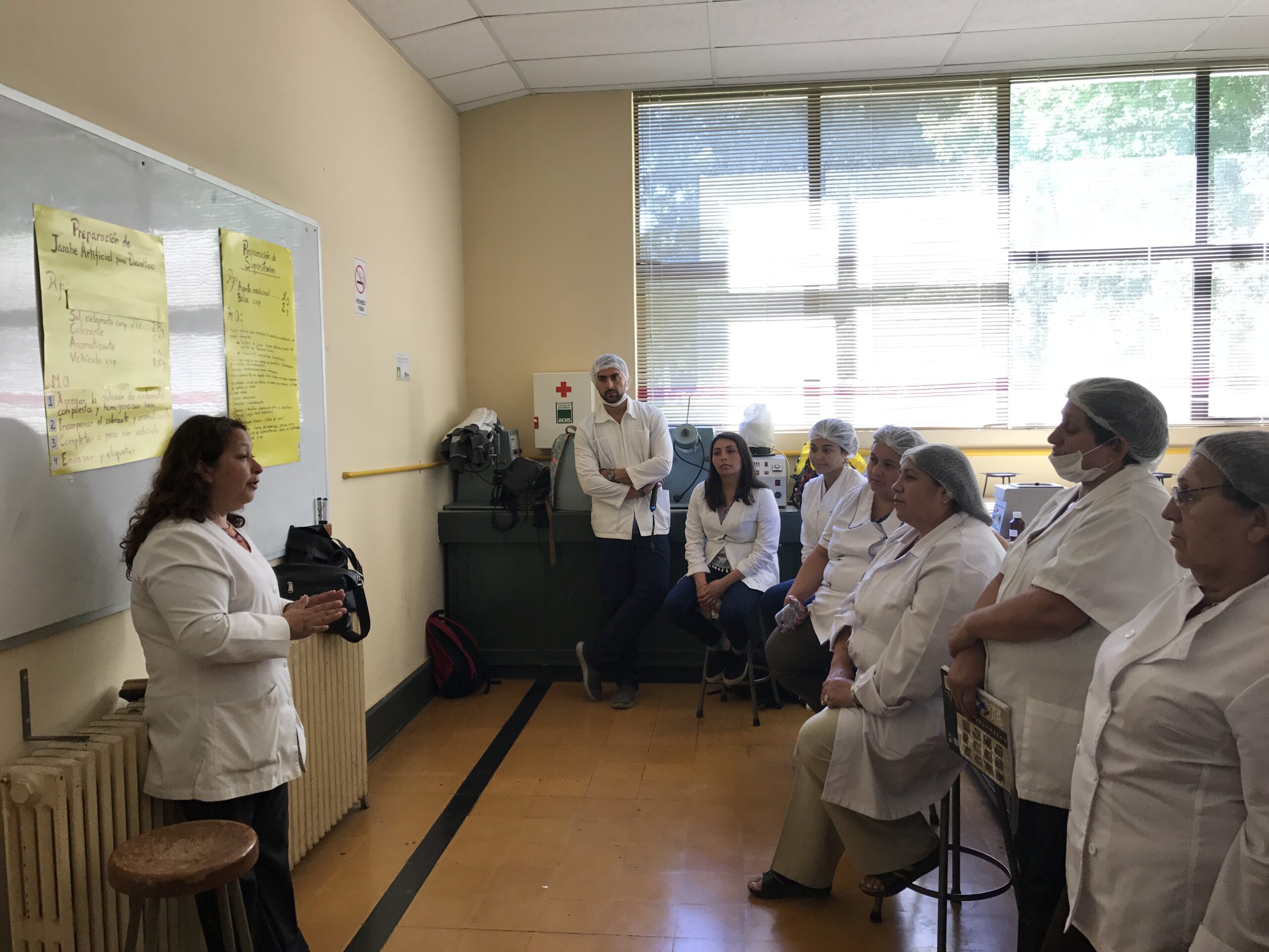 ACTIVIDAD CON ADULTOS MAYORES DE LA DAS SAN CARLOS