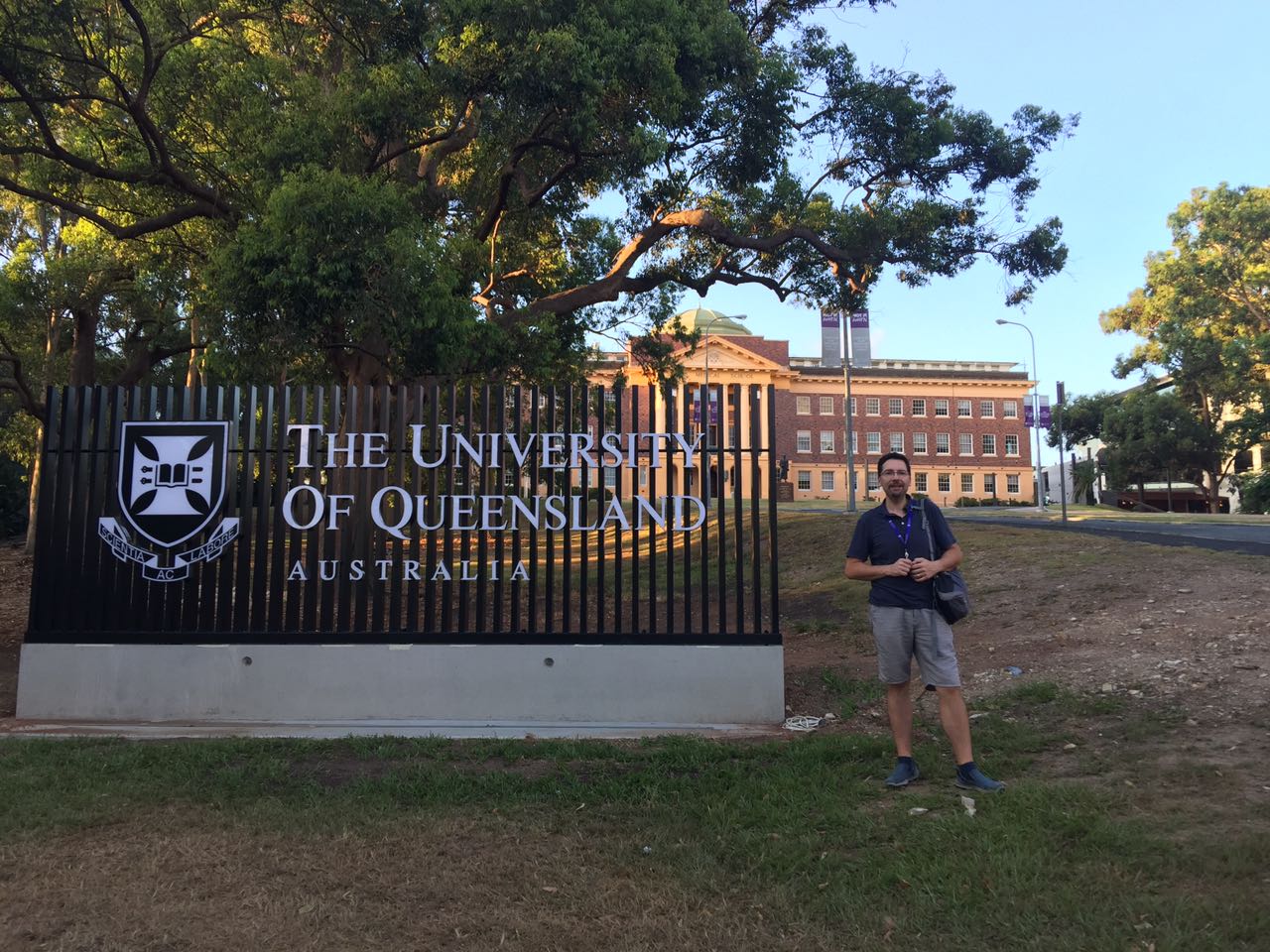 Académico del Departamento de Bioquímica Clínica e Inmunología finaliza con éxito estadía de investigación de dos meses.