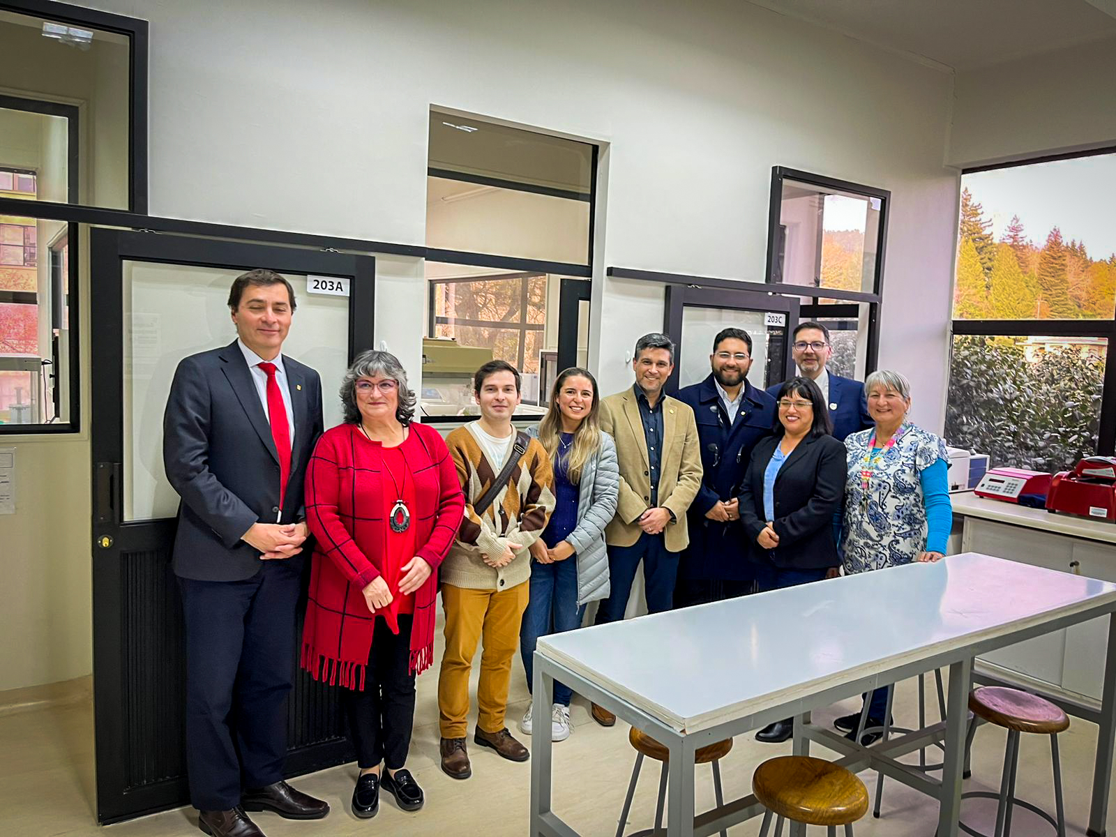 Autoridades nombran Laboratorio de Diagnóstico Molecular y Proteómica UdeC OMICs como Dr. Carlos Grant del Río