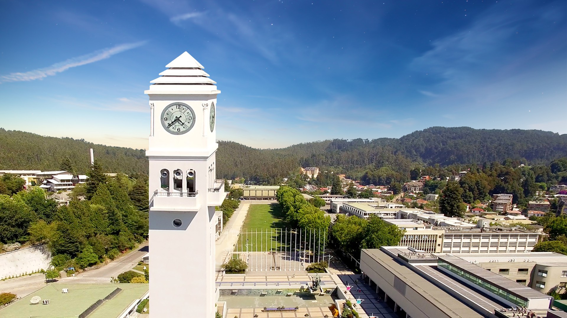 Farmacia se adjudica dos proyectos I+D aplicada, de la mano de los docentes Jessy Pavón y Alejandro Vallejos