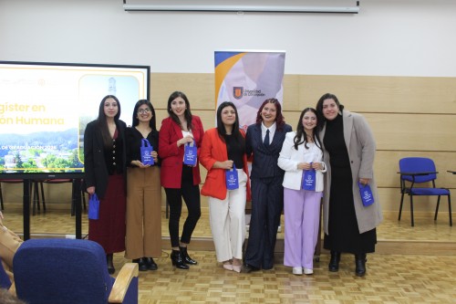 Ceremonia de graduación del Magíster en Nutrición Humana rinde homenaje al compromiso, la excelencia y la memoria