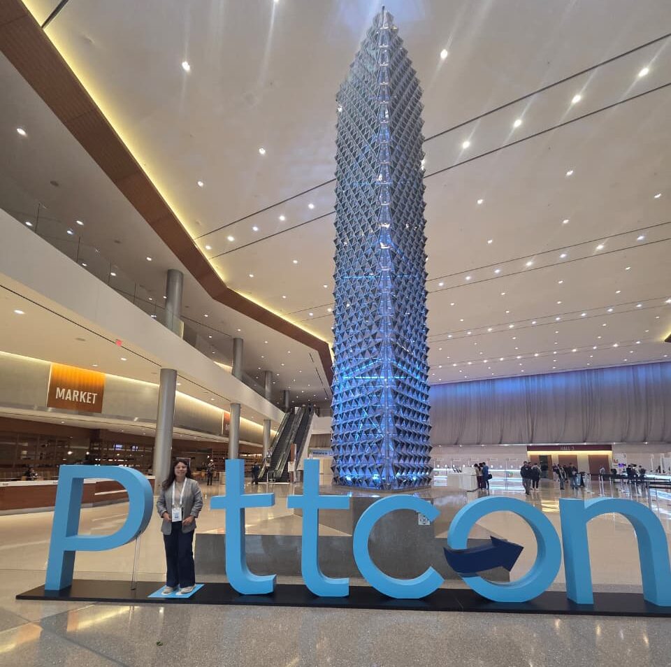 Daniela Nova Baza participa en Pittcon 2026 congreso internacional en torno a la química analítica e instrumentación
