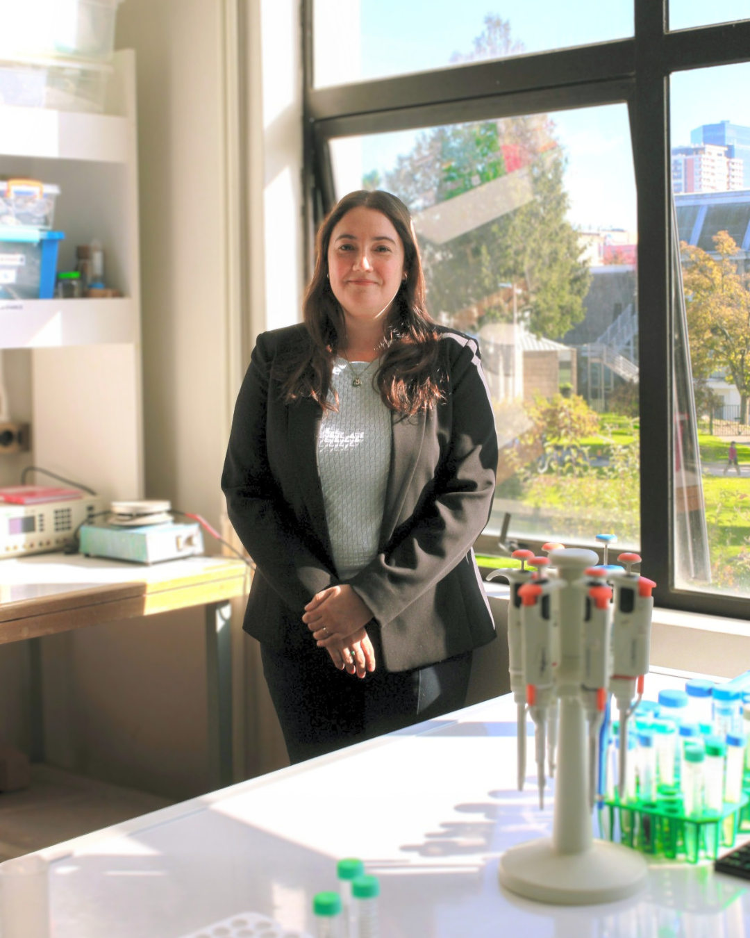 Dra. Karina Oyarce Merino publica investigación en revista internacional sobre diferencias biológicas frente al aislamiento social